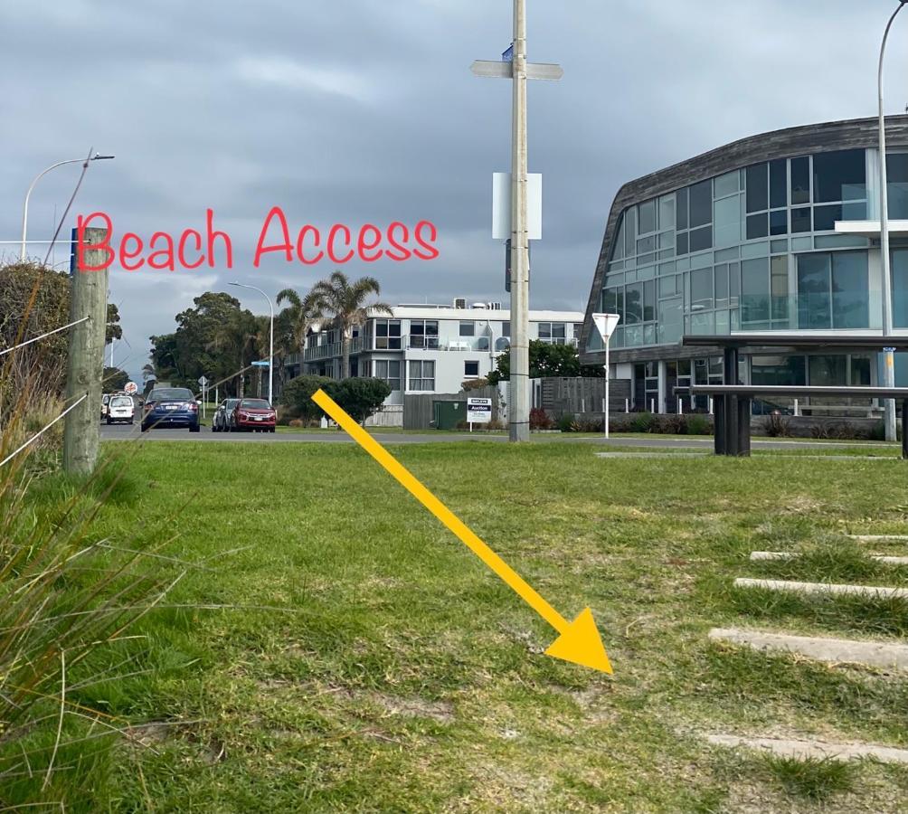 Modern Beach Apartment With Pool & Location Mount Maunganui Extérieur photo