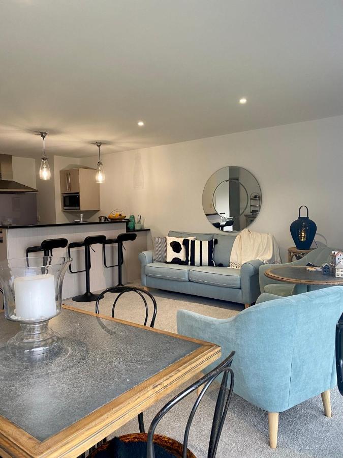 Modern Beach Apartment With Pool & Location Mount Maunganui Extérieur photo