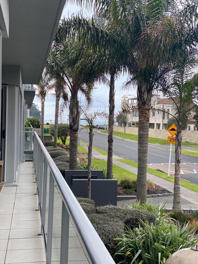 Modern Beach Apartment With Pool & Location Mount Maunganui Extérieur photo