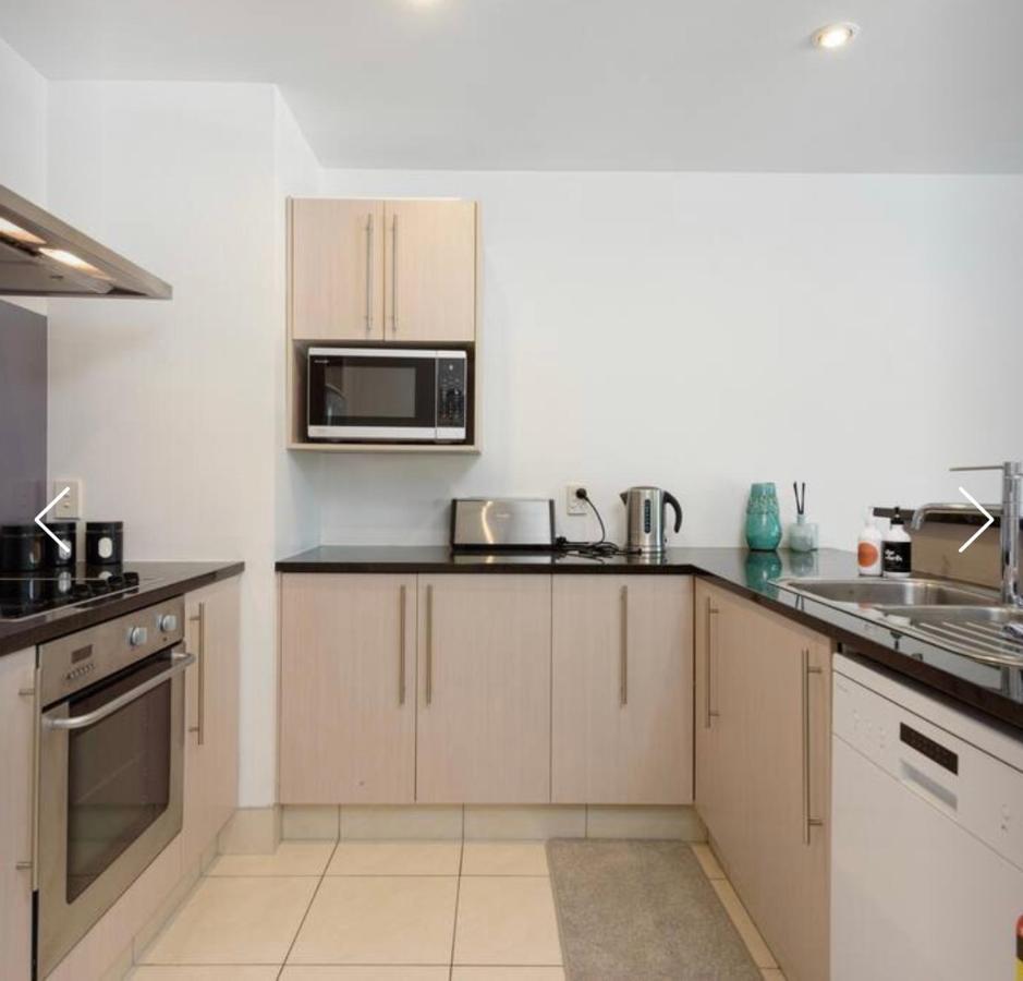 Modern Beach Apartment With Pool & Location Mount Maunganui Extérieur photo
